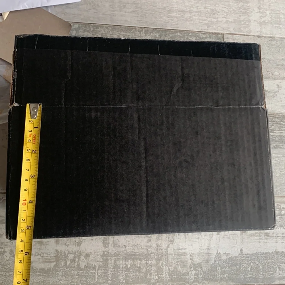 GIORGIO ARMANI Black Luxury Shipping Box Packaging Sturdy Wrap Gift Pack